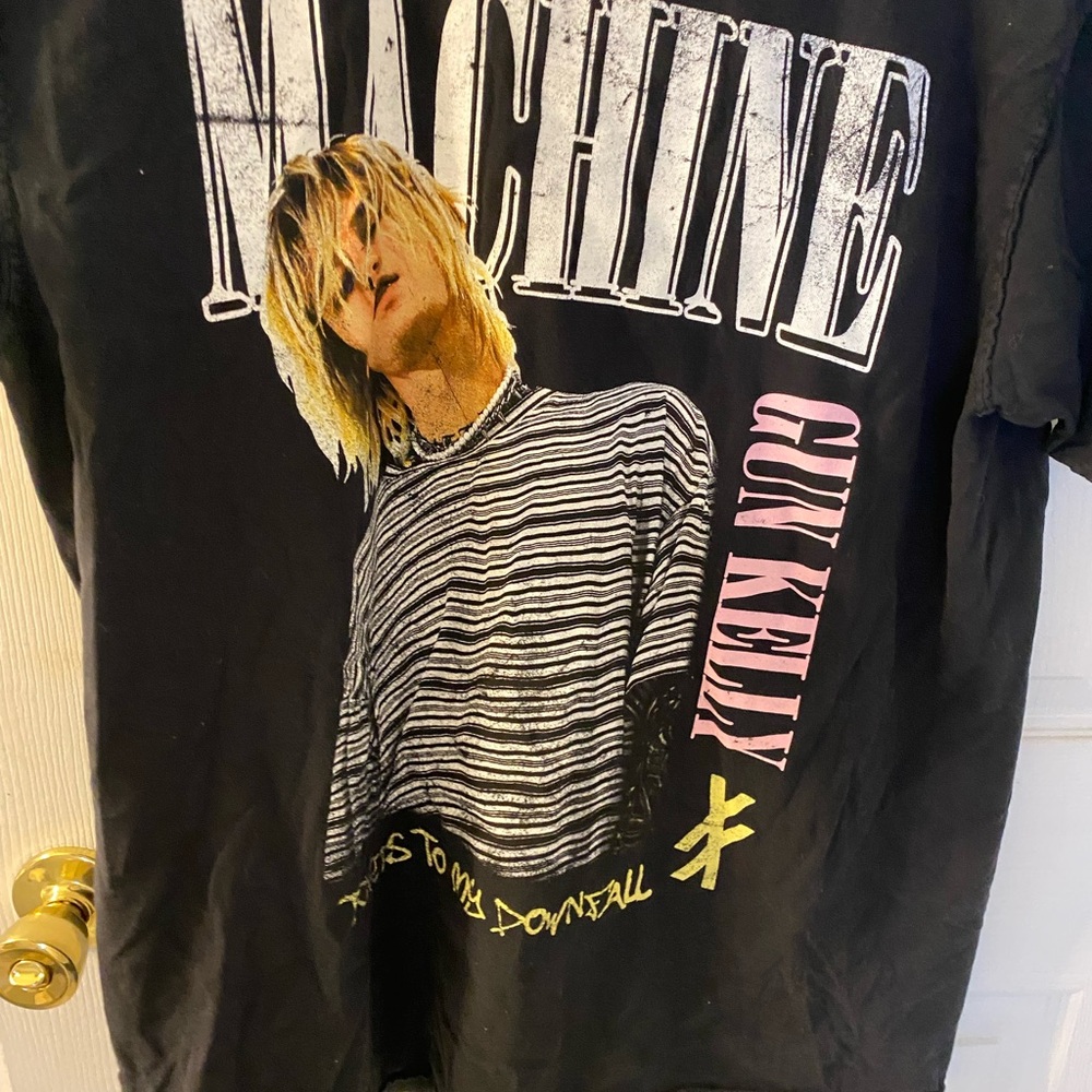 T-Shirt with Machine Gun Kelly Print